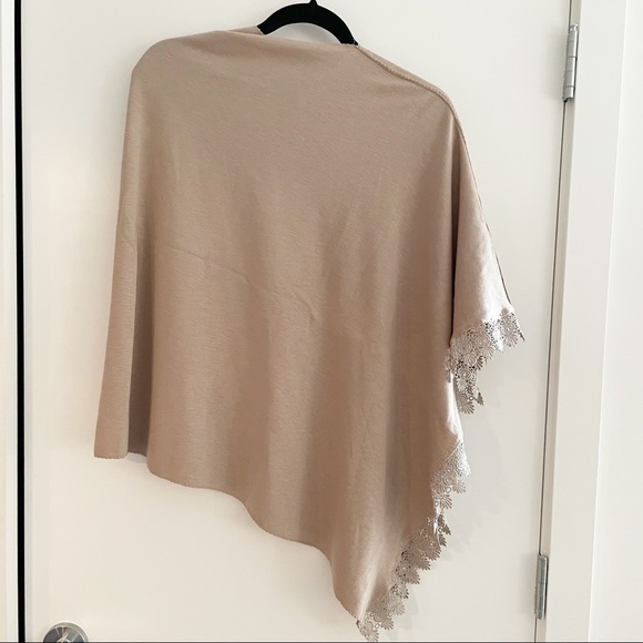 Handmade Camel Coloured Poncho with Embroidered/Lace Border - Picture 2 of 5